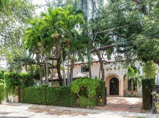 2561 Trapp Ave, Miami, FL 33133