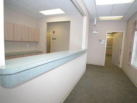4th image of 300 Barney Dr Ste C