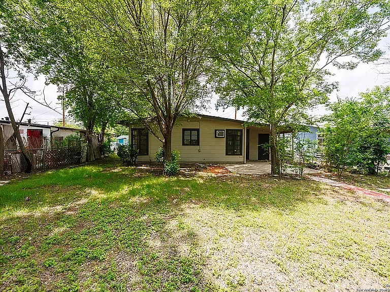 170 Olga St — Photo 12