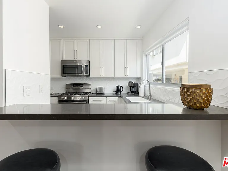 8917 Cynthia St #1 — Photo 7