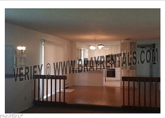 2520 Wintergreen Dr. dining area and kitchen