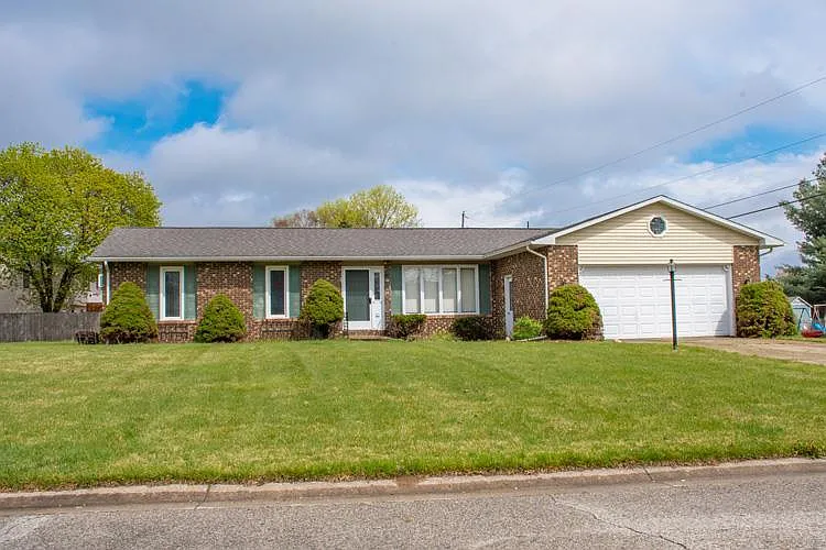51830 Bellflower Ln photo 1