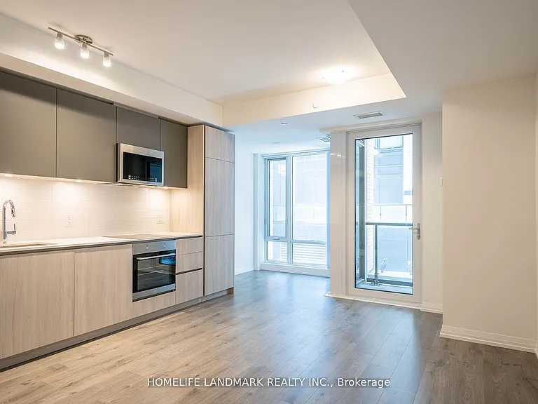 8 Widmer St #601 — Photo 10