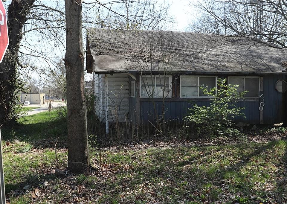 2nd image of 1300 W South 4th St