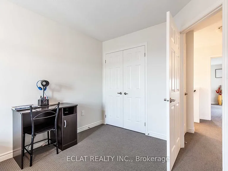 82 Bradbury Rd — Photo 14