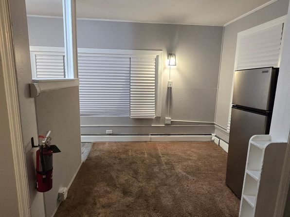 2357 Hillcrest Ave #A