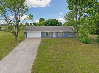 18576 Columbine Rd, Fayetteville, AR 72704