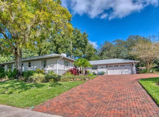 915 Maple Ridge Rd, Palm Harbor, FL 34683