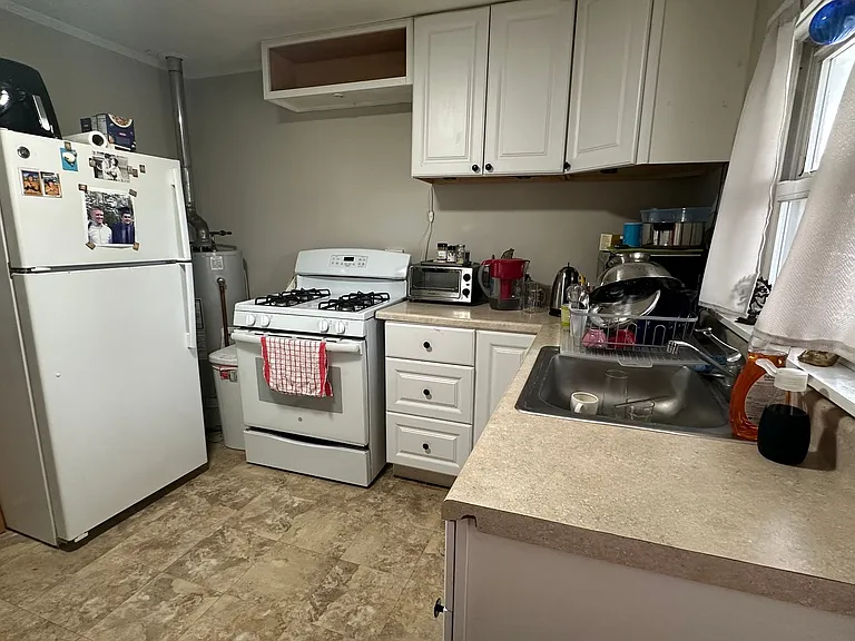 95 W Elm St #5 — Photo 7