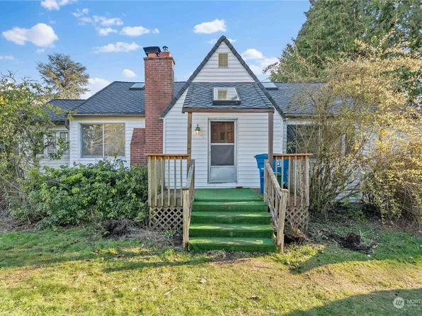 3625 NE 143rd Street, Seattle, WA 98125