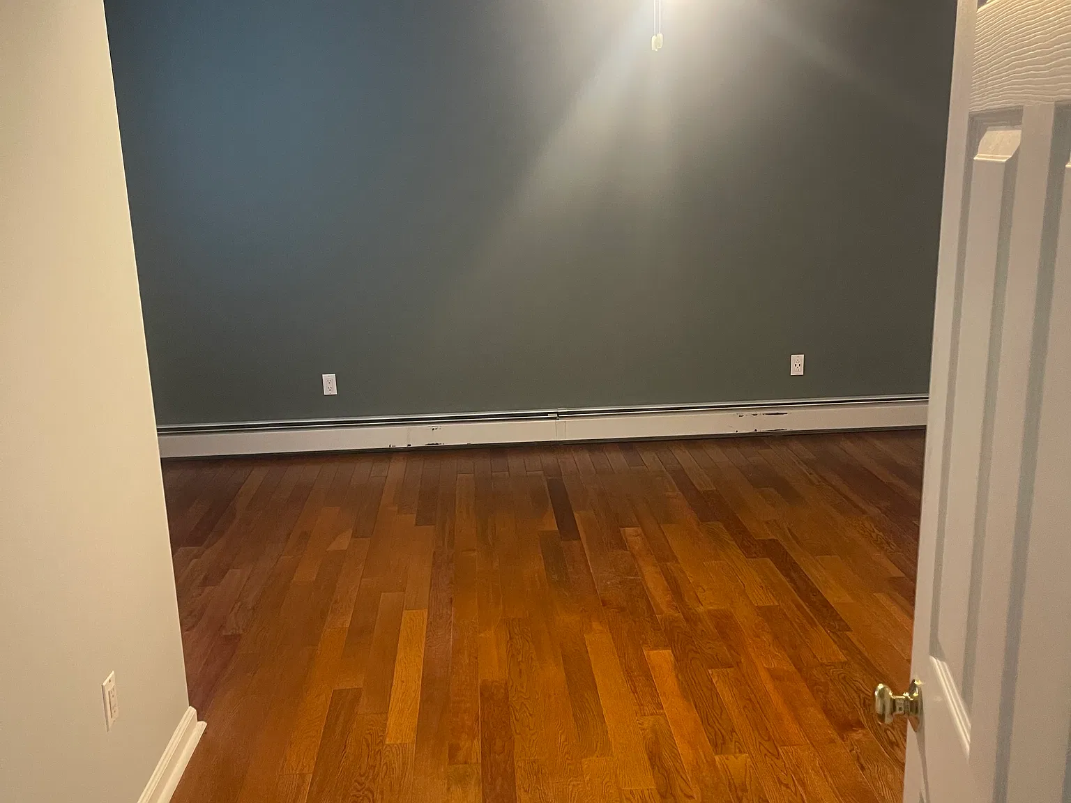 2 bed, 1200 sqft, $2,200 — Photo 2
