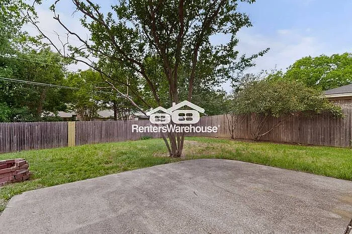 733 Ridgewood Cir — Photo 46