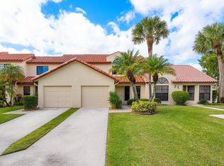 10325 Hidden Springs Ct, Boca Raton, FL 33498