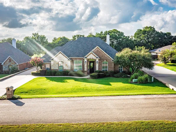 4700 Stoney Creek Ct, Granbury, TX 76049