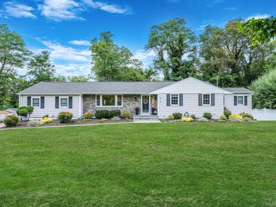 123 South Road, Wading River, NY, 11792