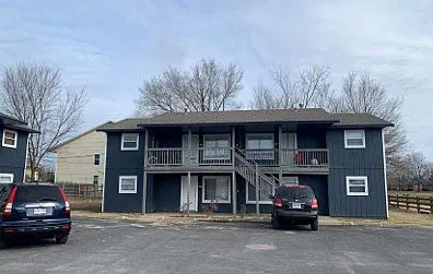 2 bed, 900 sqft, $1,100 — Photo 1