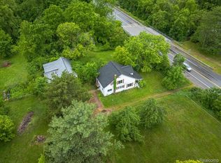 3246 E Maple Ave, Flint, MI 48507