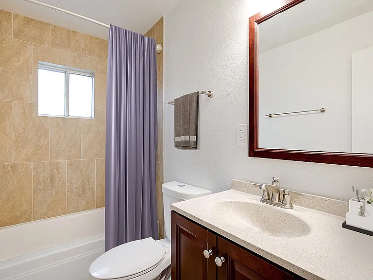 1536 Williams St — Photo 5