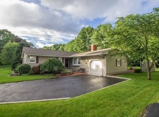 38 Kalina Dr, Saugerties, NY 12477