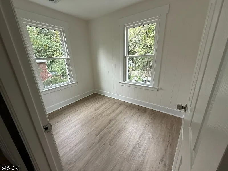 2 bed, $3,000 — Photo 4