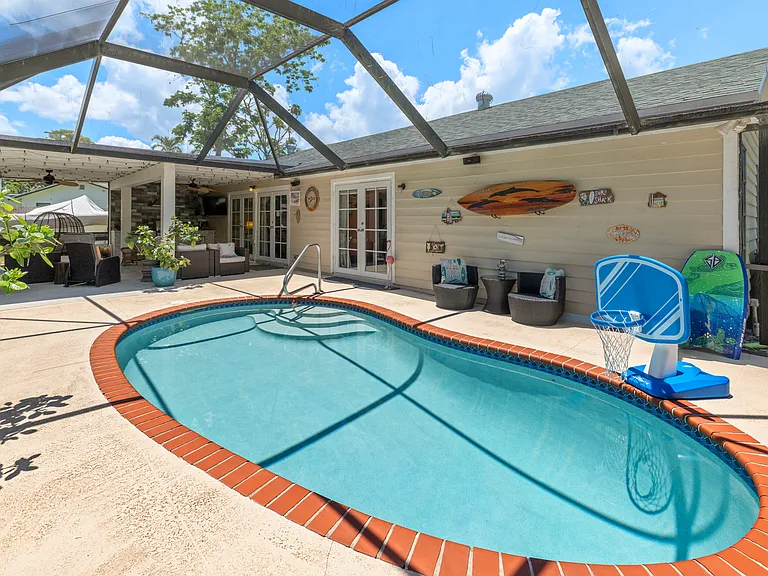 591 Kriss Ln — Photo 19