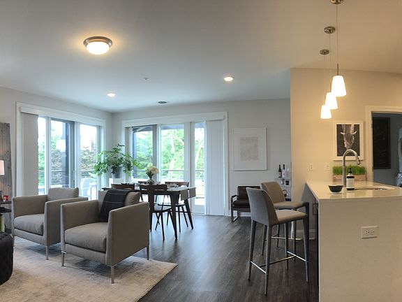 5th image of 130 Excelsior Ave APT 104
