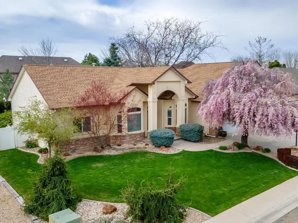 305 W Spruce St, Caldwell, ID 83605