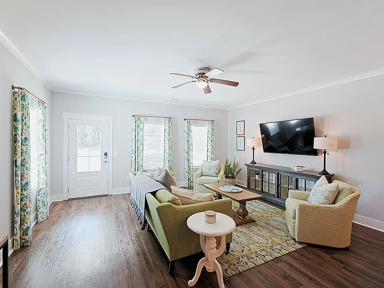 Beverly Villas — Photo 2