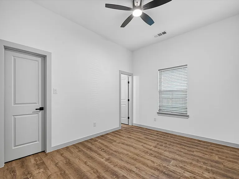 2107 Church St #A — Photo 11