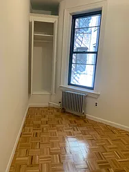 Rented by M.Grossman R.E. Management