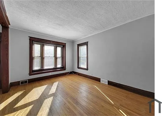 546 Magee Ave — Photo 10