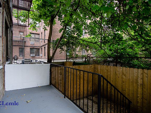 4th image of 505 E 88th St #1RW