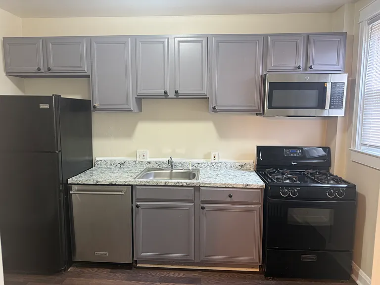3610 Elmley Ave — Photo 9