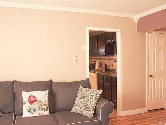 5th image of 3145 Sudbury Dr