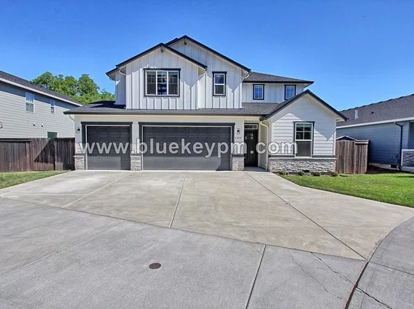 6904 NE 72nd Way, Vancouver, WA 98661