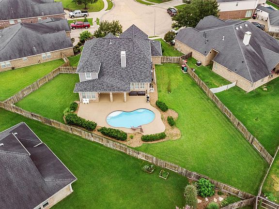 4th image of 28603 Wing Elm Dr