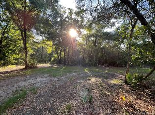 16043 W River Rd, Inglis, FL 34449