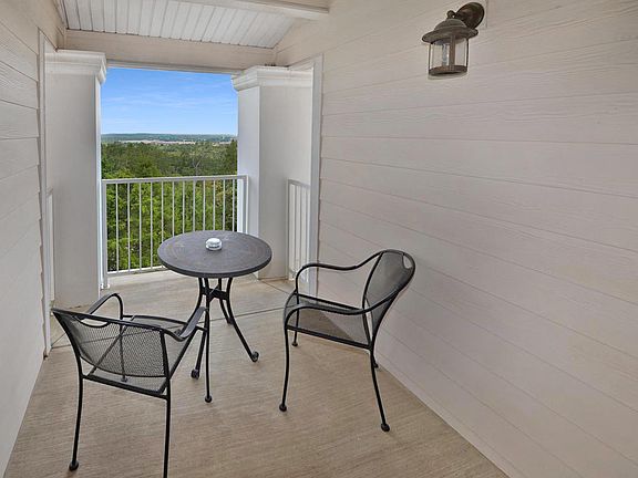 4th image of 201 Prairie Dunes Dr APT 1401