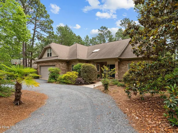 105 Salem Drive, Pinehurst, NC 28374