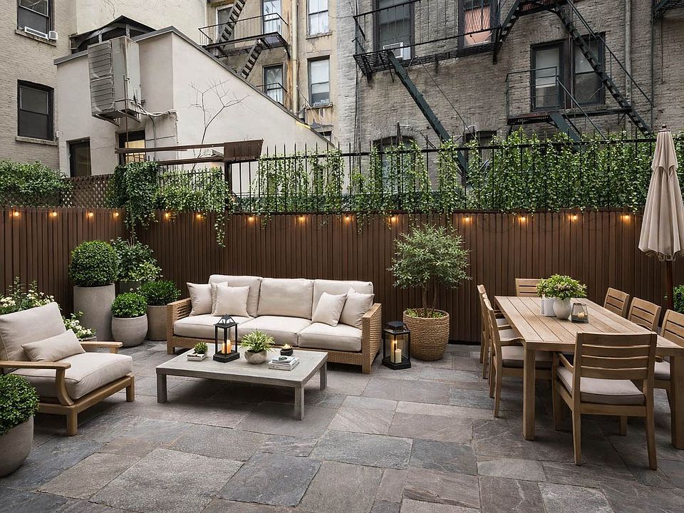 1st image of 252 Mott St APT 4