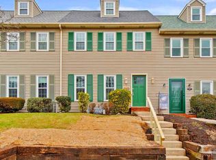 425 Deerfield Dr, Mount Joy, PA 17552