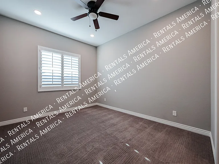 3504 E Herrera Dr — Photo 30
