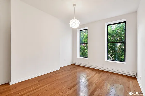 Rented by Oxford Property Group | media 19