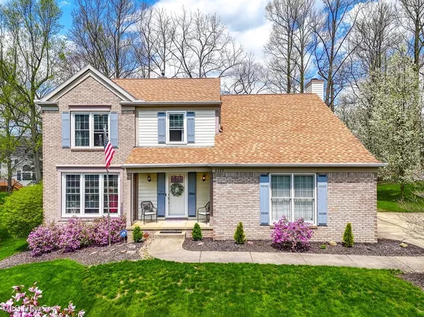 2127 Demi Dr, Twinsburg, OH 44087