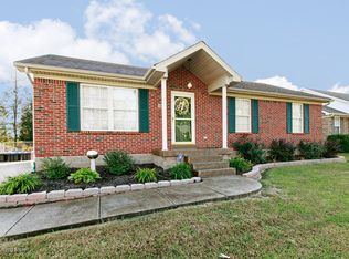 538 River Oaks Dr, Shepherdsville, KY 40165