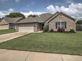 1912 Barnett Ct, Bartlesville, OK 74006
