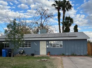 2201 N 29th Pl, Phoenix, AZ 85008