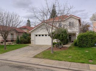 102 Grantham Ct, Folsom, CA 95630