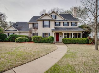 510 Forest Edge Ln, Red Oak, TX 75154