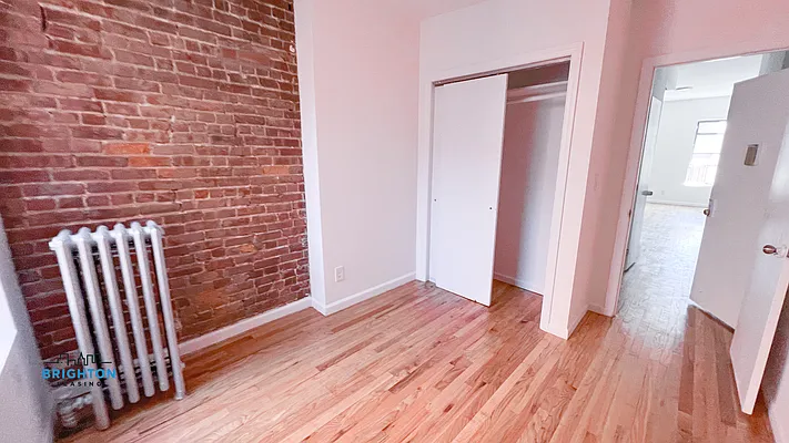 Rented by Brighton Management | media 8